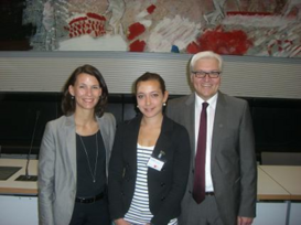 Rita Schwarzelühr-Sutter, Lisa Albiez und Frank-Walter Steinmeier im SPD Fraktionssaal des Bundestages